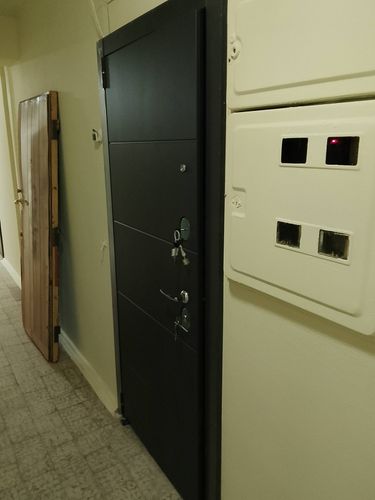 Установка входной двери весом до 95 кг