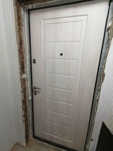 Установка входной двери