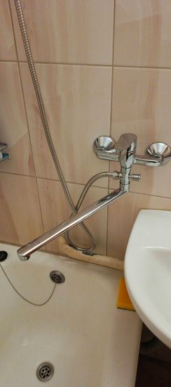 Установка смесителя (на готовые коммуникации)