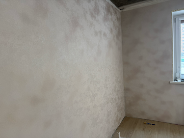 Поклейка бумажных обоев свыше 40 кв.м