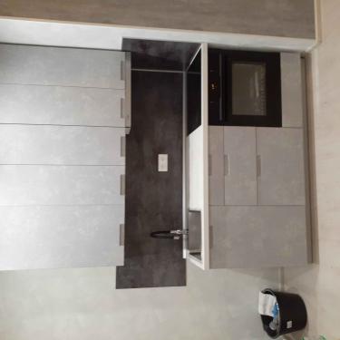 Сборка и установка проектной кухни под ключ Установка столешницы