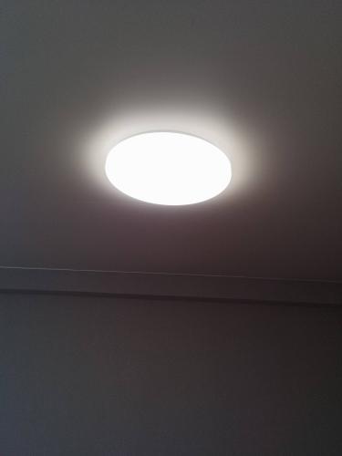 Монтаж и подключение настенно-потолочного светильника