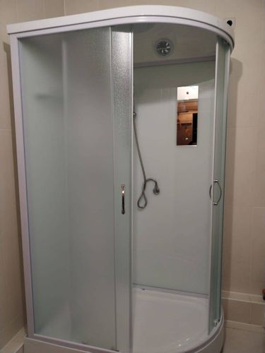 Установка душевой кабины шириной до 120 см Доплата за установку душевой кабины с гидромассажем