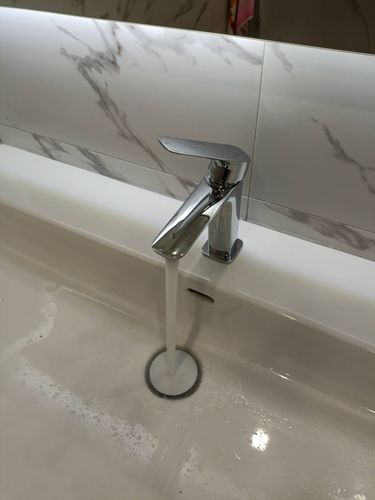 Установка комплекта: Тумба + Раковина + смеситель + зеркало