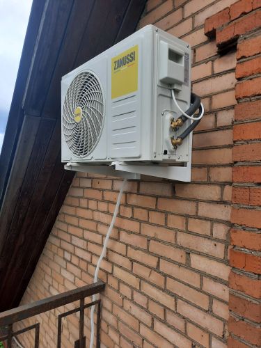 Установка сплит системы 7-9 kBTU (одноэтапный монтаж)