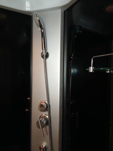 Замера опорных стоек каркаса поддона душевой кабины