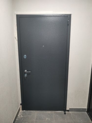 Установка входной двери весом до 95 кг