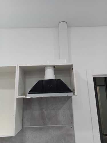 Установка стеновой панели МДФ/ДСП Монтаж/демонтаж розетки/выключателя Установка и подключение вытяжки встраиваемая