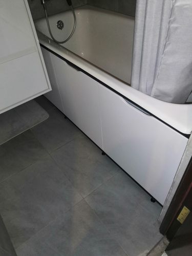 Установка экрана под ванну