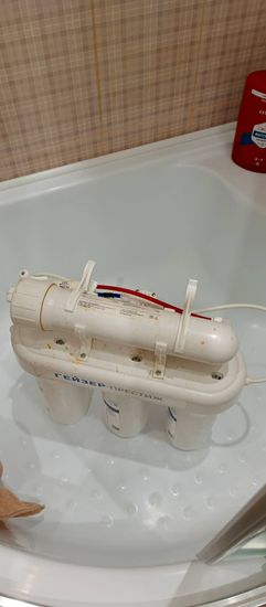 Замена картриджа в системе фильтрации