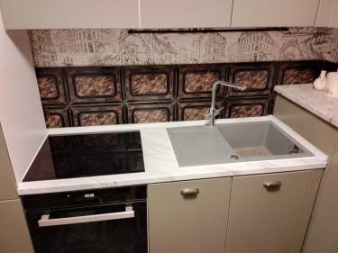 Установка и подключение электрической варочной поверхности Установка столешницы ДСП Установка и подключение врезной мойки