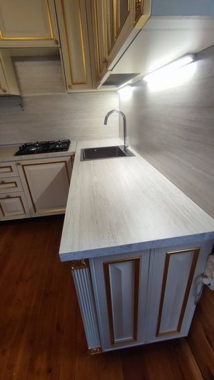 Прямой скос одного угла столешницы ДСП Мебель