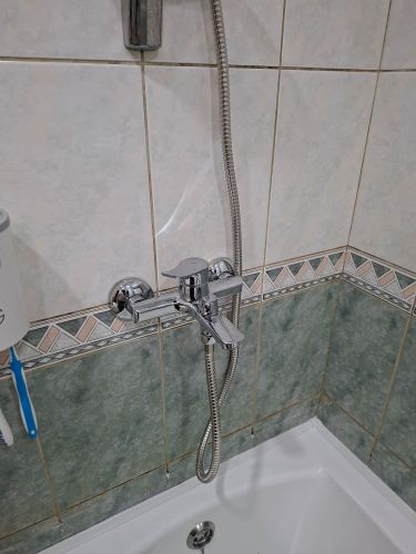 Установка смесителя (на готовые коммуникации)