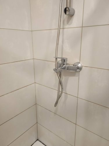 Установка смесителя (на готовые коммуникации)