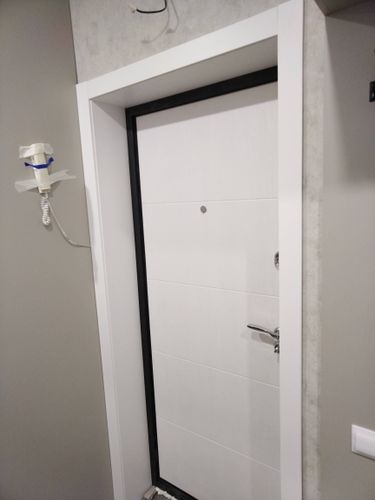 Установка входной двери весом до 95 кг