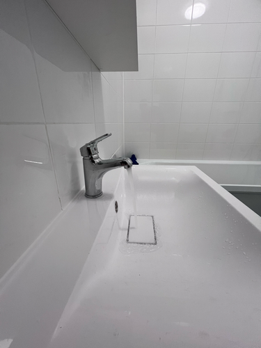 Установка комплекта: Тумба + Раковина + смеситель + зеркало