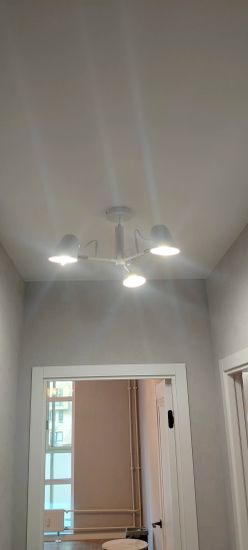 Установка люстры в сборке