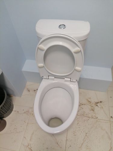 Установка напольного унитаза