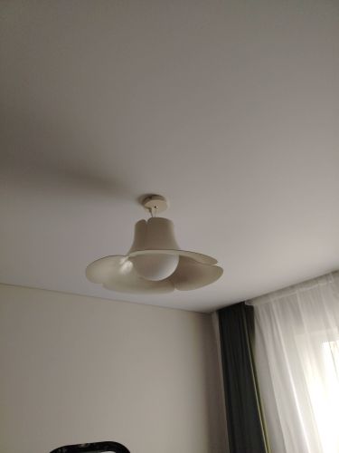 Установка люстры в сборке