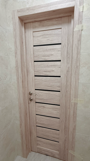 Установка межкомнатной одностворчатой раздвижной навесной двери без отделки проема