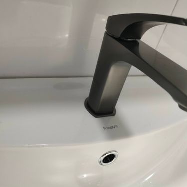 Установка смесителя (на готовые коммуникации)