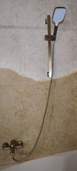 Установка смесителя (на готовые коммуникации)