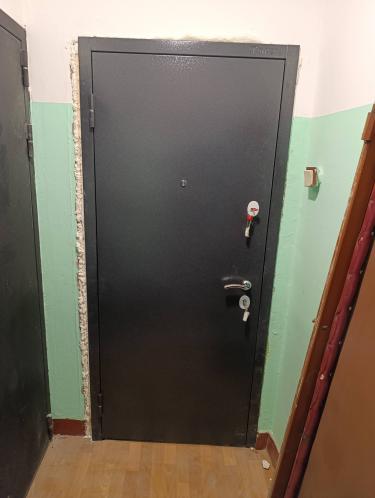 Установка входной двери весом до 95 кг