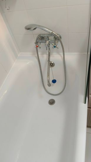 Герметизация ванны силиконом