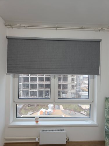 Монтаж рулонной шторы, рулонной шторы «день-ночь» на стену\потолок или в оконный проем