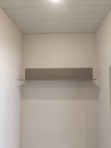 Навеска полки