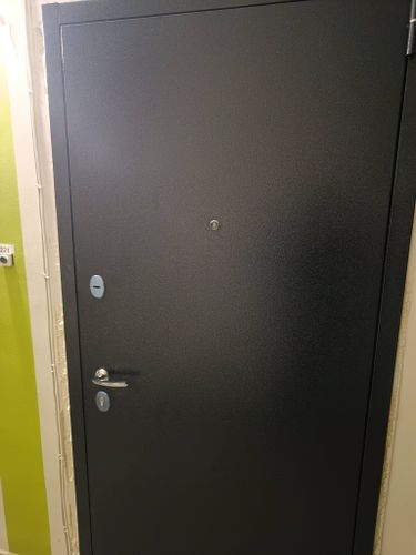 Установка входной двери весом до 95 кг