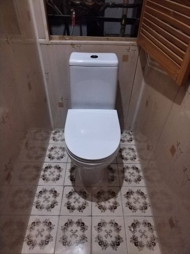 Установка напольного унитаза