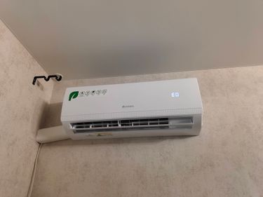 Установка сплит системы 7-9 kBTU (одноэтапный монтаж)