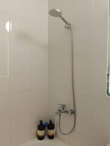 Установка смесителя (на готовые коммуникации)