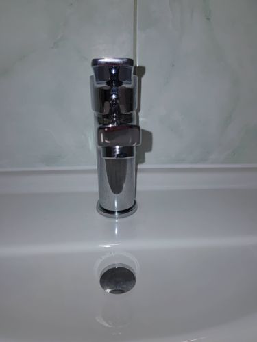 Установка смесителя (на готовые коммуникации)