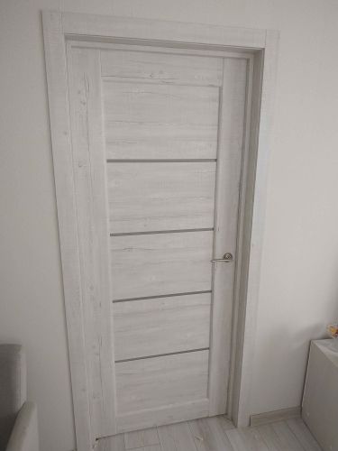 Установка дверного портала Установка межкомнатной одностворчатой двери с врезанной фурнитурой Сужение проёма