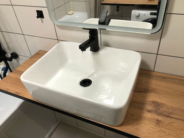 Установка смесителя (на готовые коммуникации)