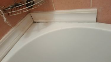 Герметизация ванны силиконом