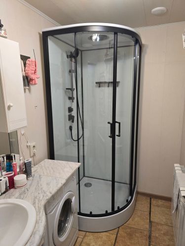 Установка душевой кабины шириной до 90 см