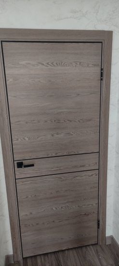 Установка дверного наличника