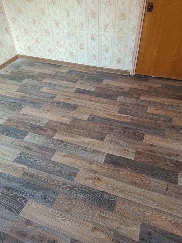 Монтаж пластикового плинтуса