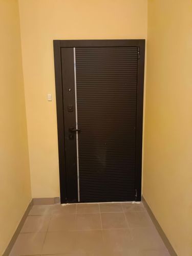 Установка входной двери весом до 95 кг