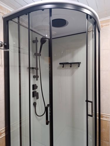 Установка душевой кабины шириной до 90 см