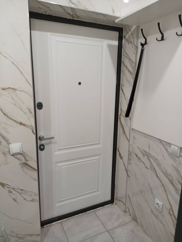 Установка входной двери весом до 95 кг