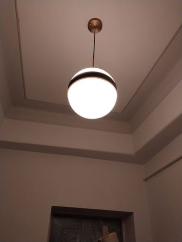 Установка люстры в сборке