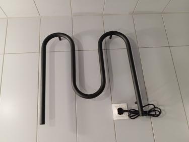 Монтаж водяного полотенцесушителя на готовую подводку (без подгонки)