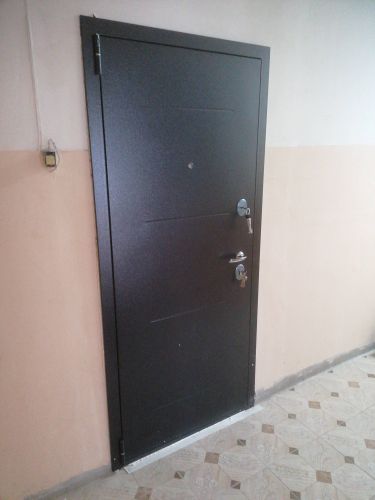 Установка входной двери весом до 95 кг