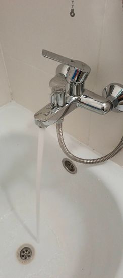 Установка смесителя (на готовые коммуникации)