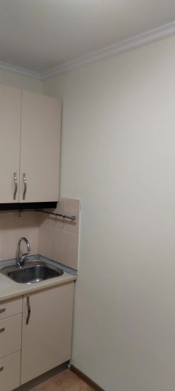 Покраска внутренних стен водоэмульсионной краской