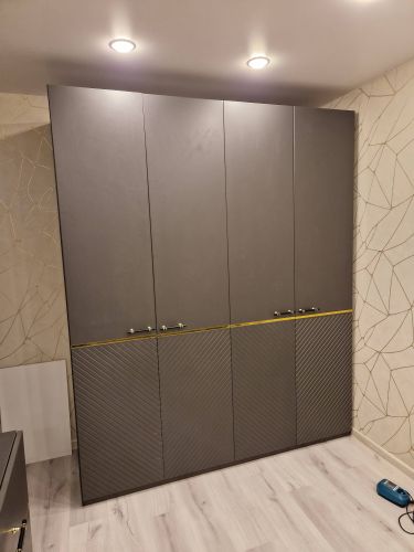 Навеска зеркала